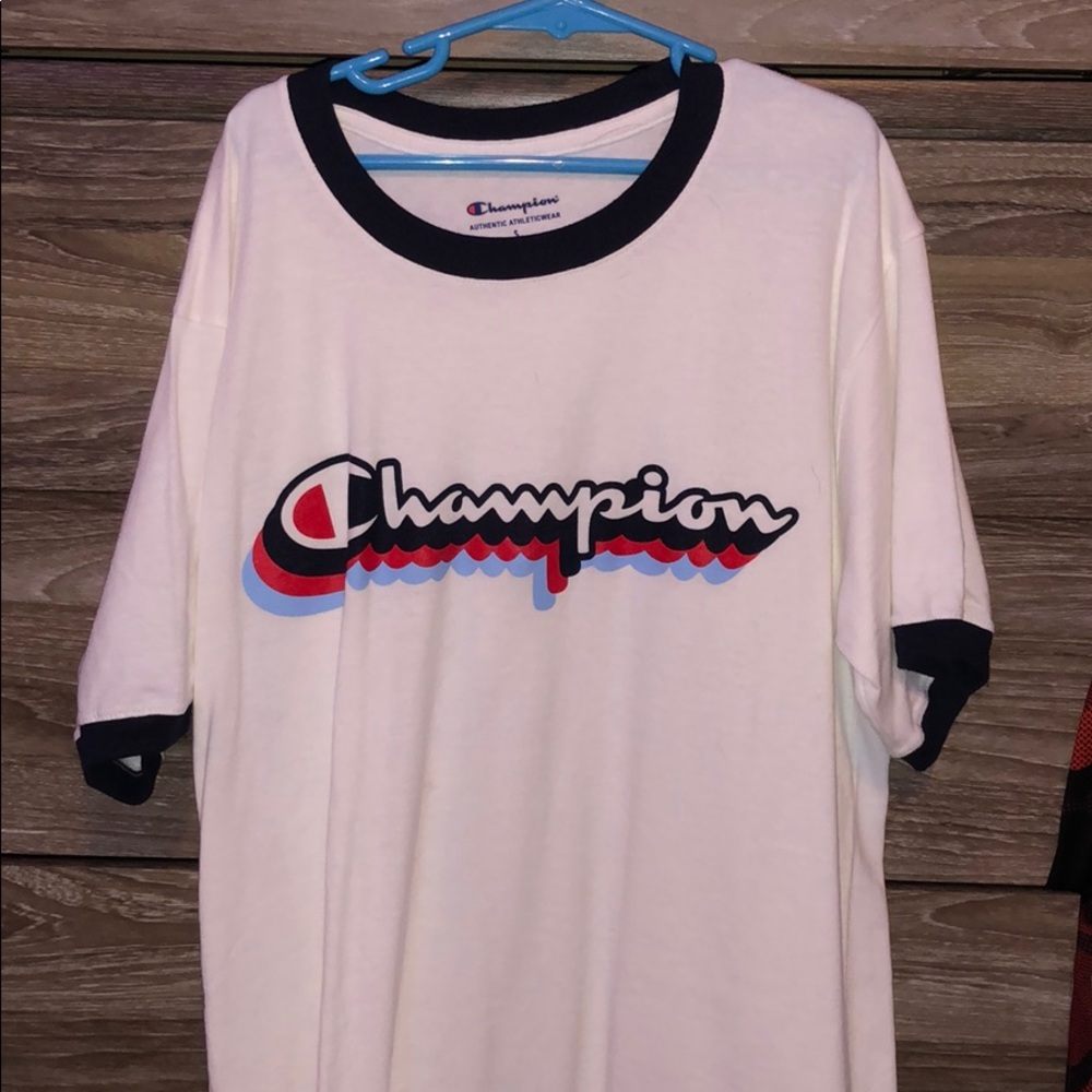 Champion T-shirt